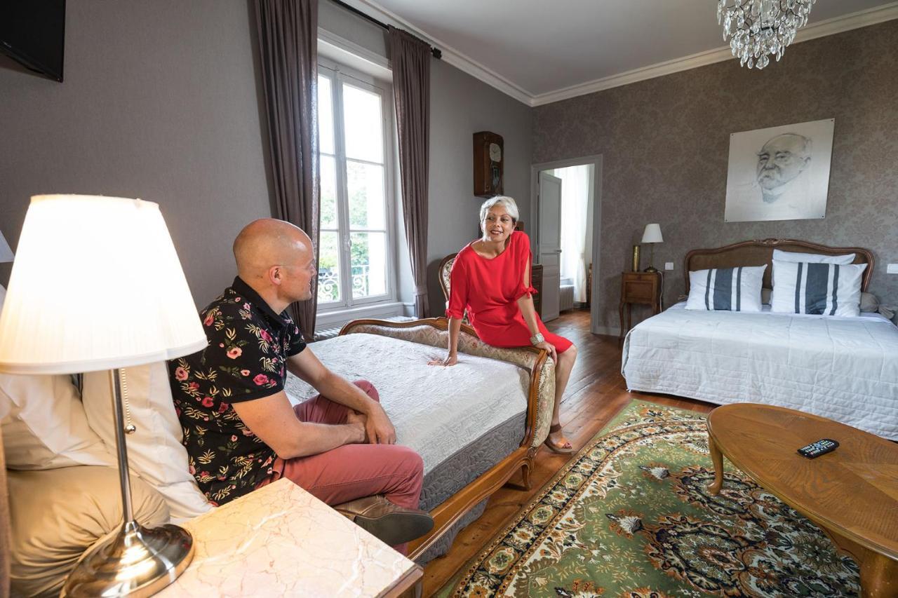 Le Petit Chateau Des Cedres Mouchamps Eksteriør bilde